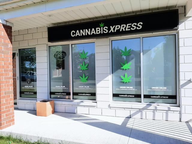 CANNABIS XPRESS logo