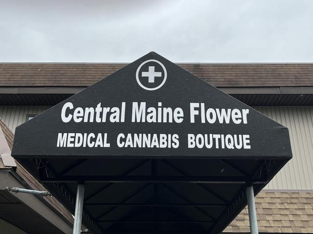 Central  Flower logo